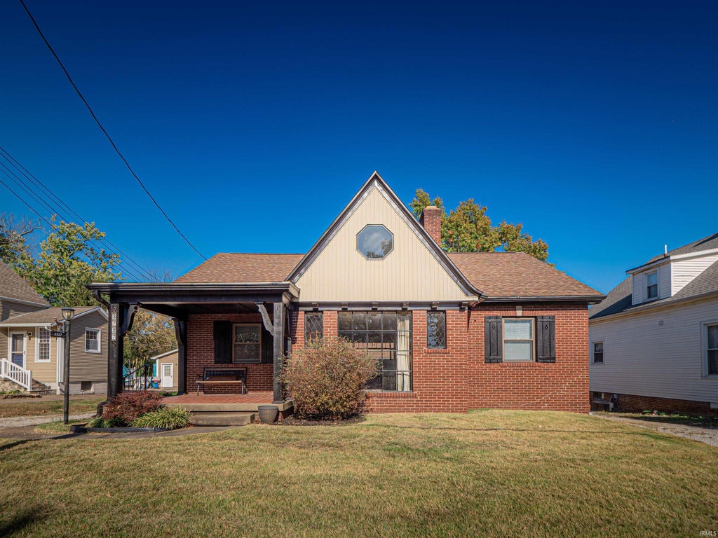 Photo of 3727 Stringtown Road, Evansville, IN 47711 (MLS # 202644988)