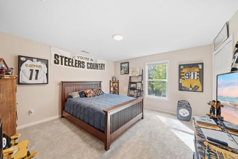 Tiny photo for 558 S Valley Drive, Columbia City, IN 46725 (MLS # 202638611)