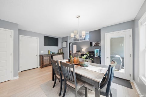Tiny photo for 558 S Valley Drive, Columbia City, IN 46725 (MLS # 202638611)