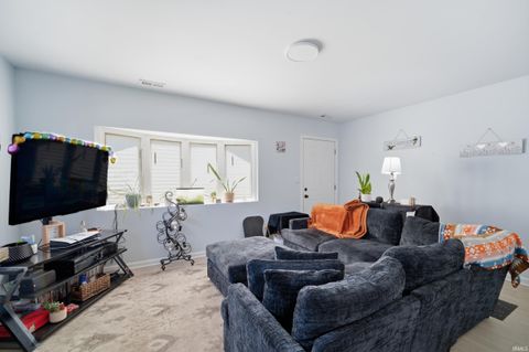 Tiny photo for 1034 E Richmond Street, Kokomo, IN 46901 (MLS # 202615518)