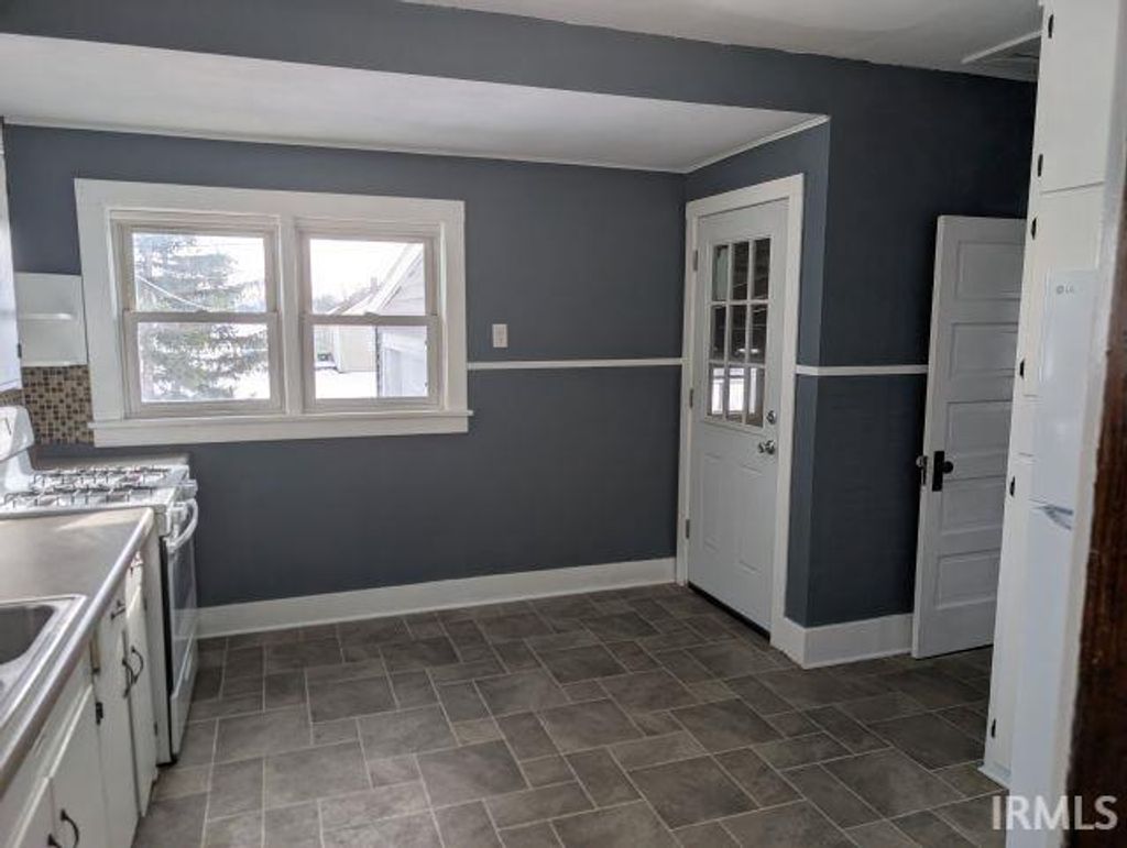 Photo of 336 W Oak Street, Butler, IN 46721 (MLS # 202604371)