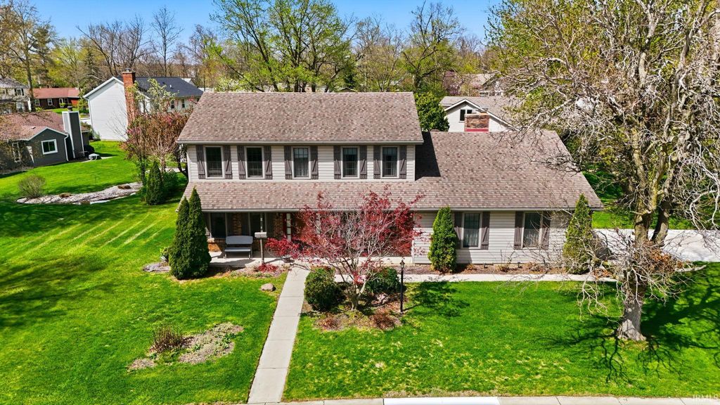 Photo of 5723 Oak Fall Road, Fort Wayne, IN 46845 (MLS # 202613312)
