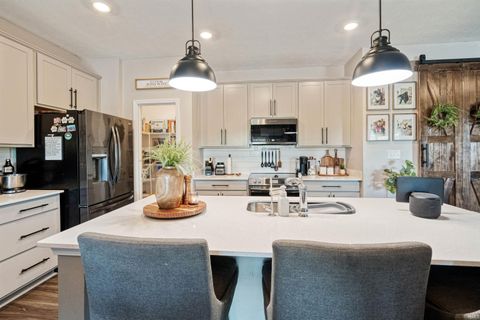 Tiny photo for 849 Lando Creek Drive, Kokomo, IN 46902 (MLS # 202535420)