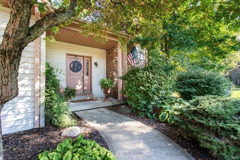 Photo of 4623 Doe Path Lane, Lafayette, IN 47905 (MLS # 202537293)