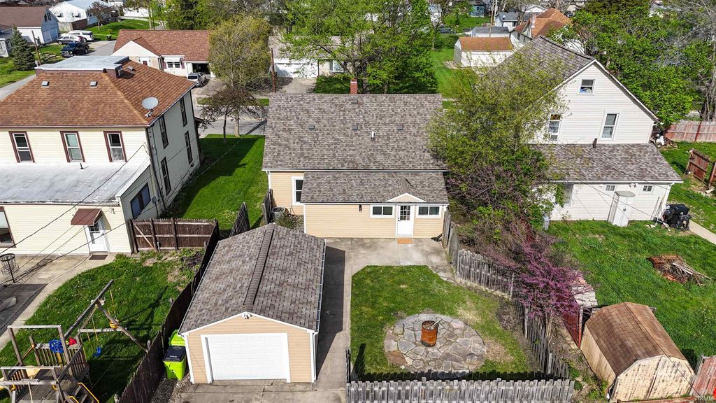 Photo of 736 N LaFontaine Street, Huntington, IN 46750 (MLS # 202613988)