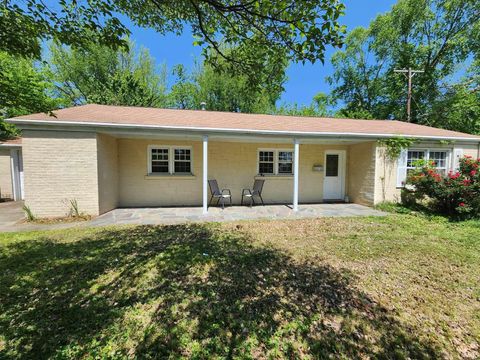 2518 E Blackford Avenue, Evansville, IN 47714 - #: 202514977