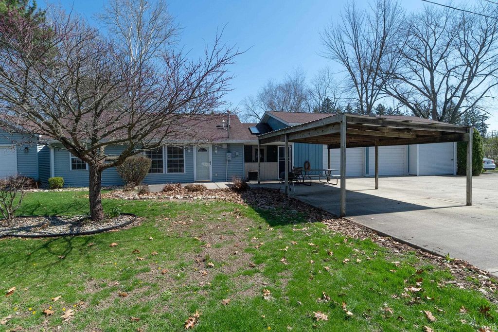 Photo of 53080 Wade Street, Bristol, IN 46507 (MLS # 202612391)