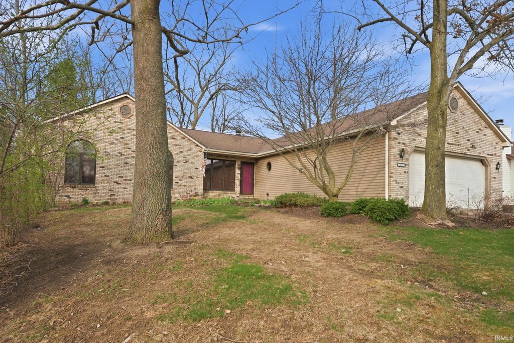 Photo of 3015 Sawgrass Trail, Fort Wayne, IN 46808 (MLS # 202611373)