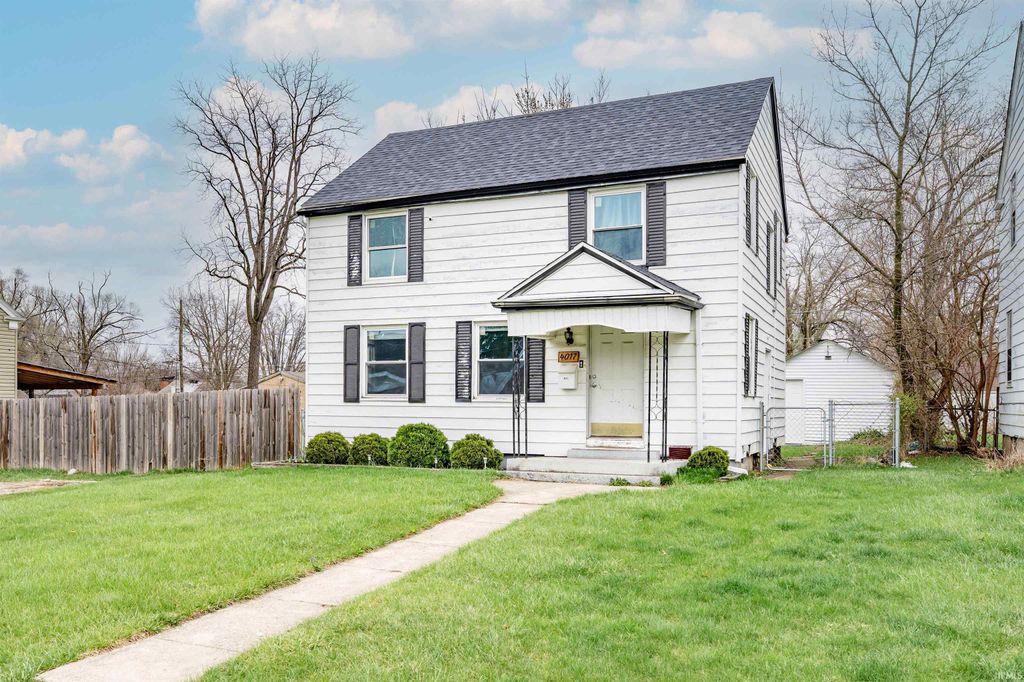 Photo of 4017 Weisser Park Avenue, Fort Wayne, IN 46806 (MLS # 202612054)