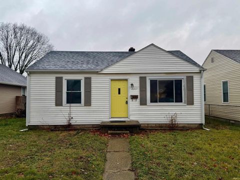 Photo of 2317 N Jay Street, Kokomo, IN 46901 (MLS # 202549355)