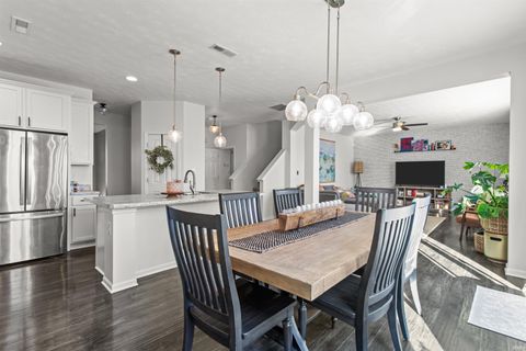 Tiny photo for 5592 Golden Gate Way, Kokomo, IN 46902 (MLS # 202544439)