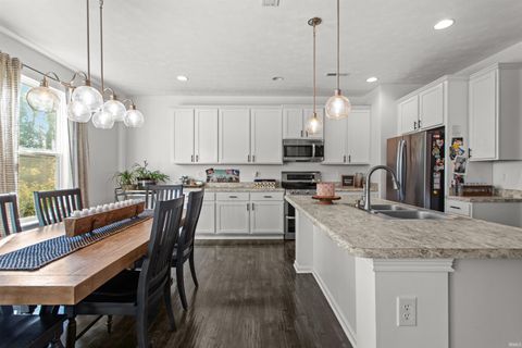 Tiny photo for 5592 Golden Gate Way, Kokomo, IN 46902 (MLS # 202544439)