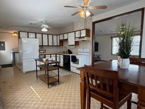 Tiny photo for 520 W Main Street, Peru, IN 46970 (MLS # 202638454)