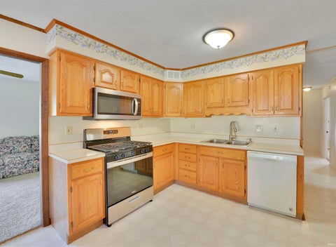 Tiny photo for 24 Prairie Court, Lafayette, IN 47904 (MLS # 202617986)