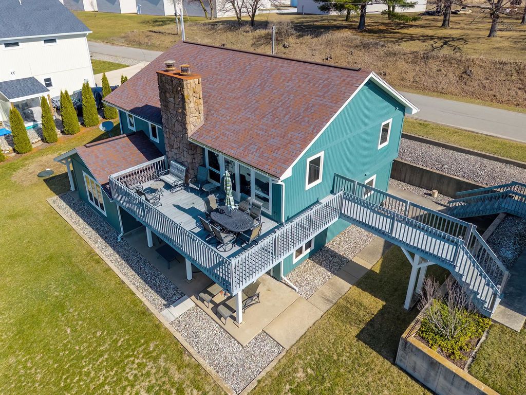 Photo of 240 lane 852 Snow Lake Lk, Fremont, IN 46737 (MLS # 202607726)