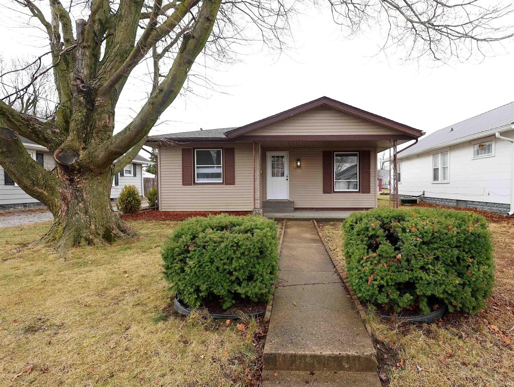 Photo of 1455 E Ohio Street, Frankfort, IN 46041 (MLS # 202611421)