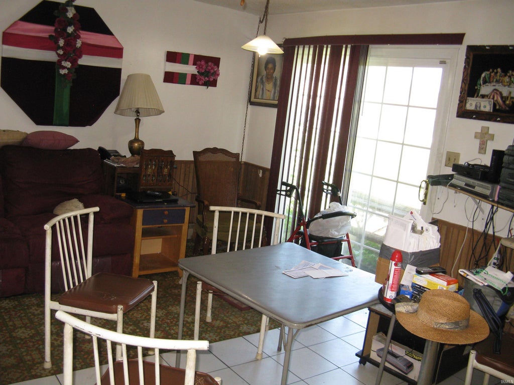 Photo of 6103 Guild Drive, Fort Wayne, IN 46816 (MLS # 202631674)