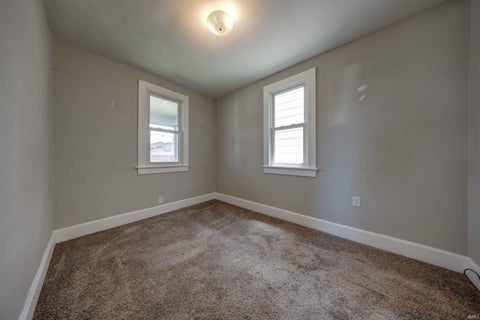 Tiny photo for 1220 Read Street, Evansville, IN 47710 (MLS # 202629174)