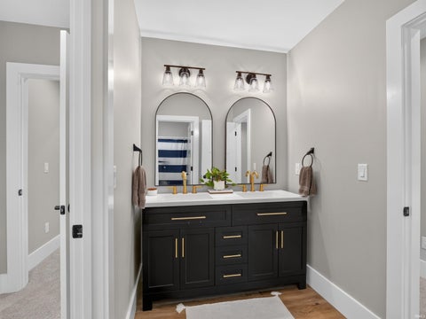 Tiny photo for 12967 N Eastshore Drive, Syracuse, IN 46567 (MLS # 202631296)