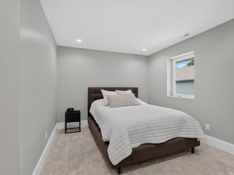 Tiny photo for 12967 N Eastshore Drive, Syracuse, IN 46567 (MLS # 202631296)