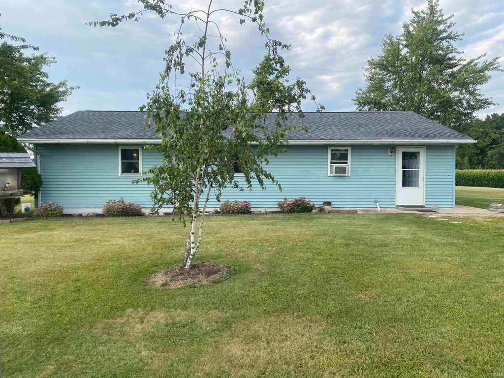 Photo of 548 W 400 S, Portland, IN 47371 (MLS # 202632246)