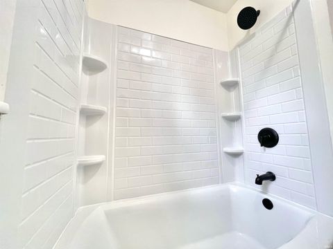 Tiny photo for 835 Columbia Avenue #2, Fort Wayne, IN 46805 (MLS # 202536098)