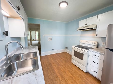 Tiny photo for 835 Columbia Avenue #2, Fort Wayne, IN 46805 (MLS # 202536098)