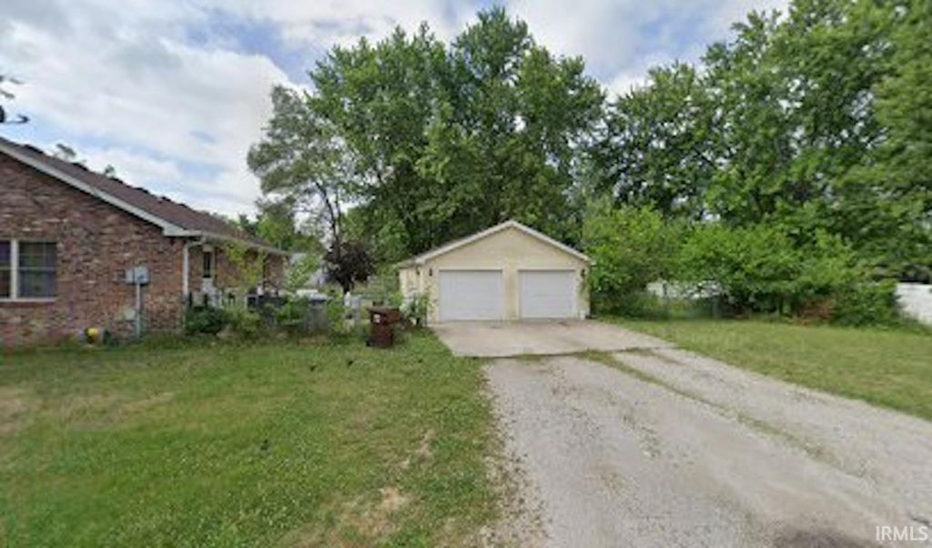 Photo of 610 W Center Street, Brazil, IN 47834 (MLS # 202543377)