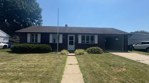 Photo of 1509 Tam O Shanter Lane, Kokomo, IN 46902 (MLS # 202628152)