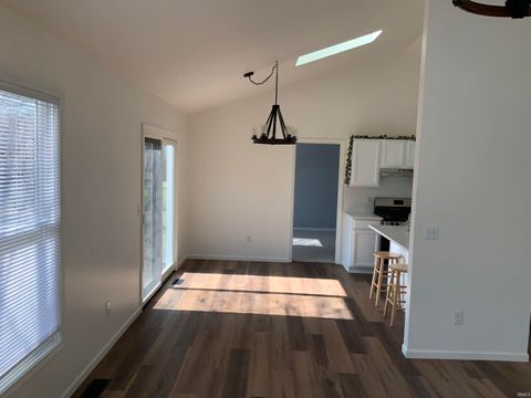 Tiny photo for 23278 Amber Valley Drive, South Bend, IN 46628 (MLS # 202605271)