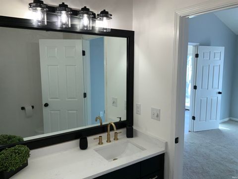 Tiny photo for 23278 Amber Valley Drive, South Bend, IN 46628 (MLS # 202605271)