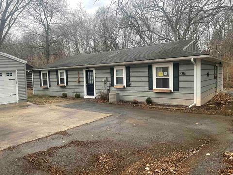 Photo of 2024 Round A Bout Road, Monticello, IN 47960 (MLS # 202601985)