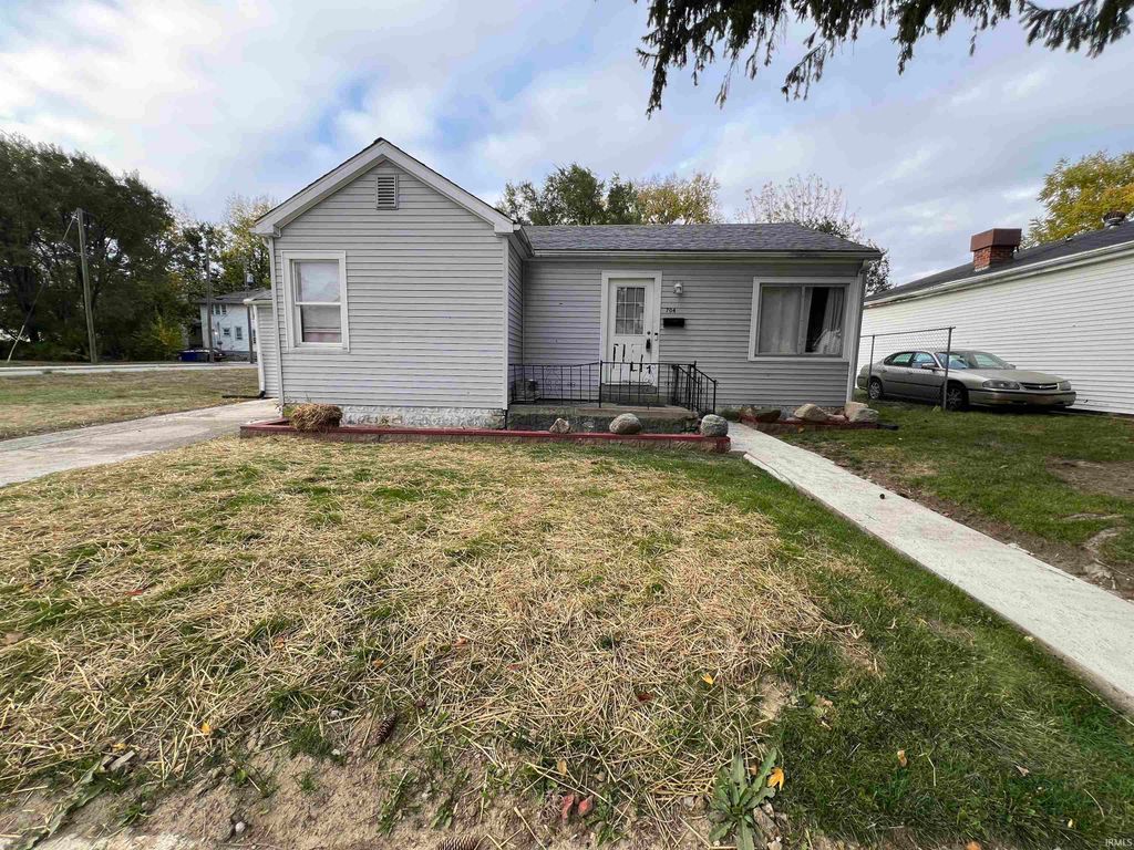 Photo for 704 E Walnut Street, Kokomo, IN 46901 (MLS # 202543964)