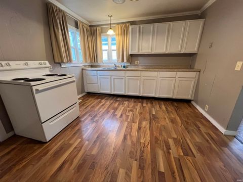 Tiny photo for 704 E Walnut Street, Kokomo, IN 46901 (MLS # 202543964)