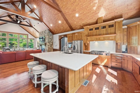 Tiny photo for 1644 Hunsaker Road, Boonville, IN 47601 (MLS # 202637846)