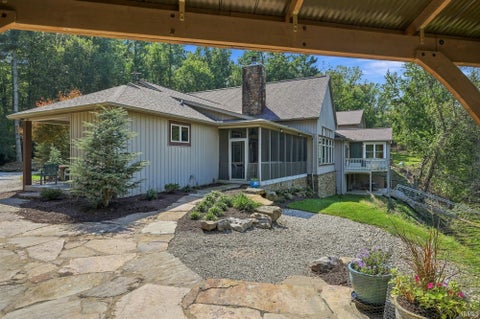 Tiny photo for 1644 Hunsaker Road, Boonville, IN 47601 (MLS # 202637846)