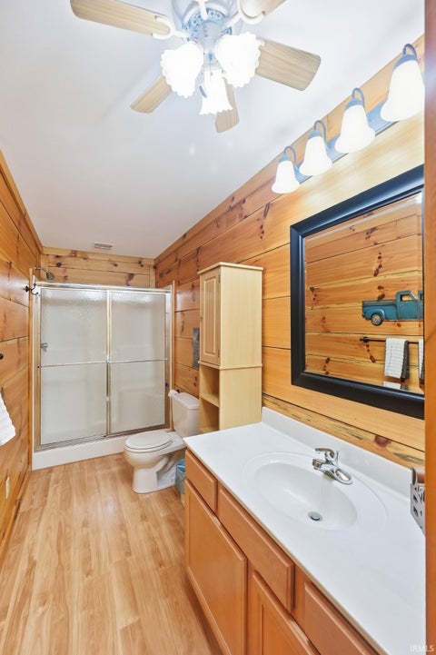 Tiny photo for 1644 Hunsaker Road, Boonville, IN 47601 (MLS # 202637846)