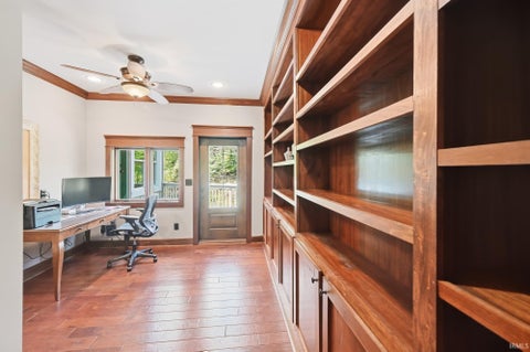Tiny photo for 1644 Hunsaker Road, Boonville, IN 47601 (MLS # 202637846)