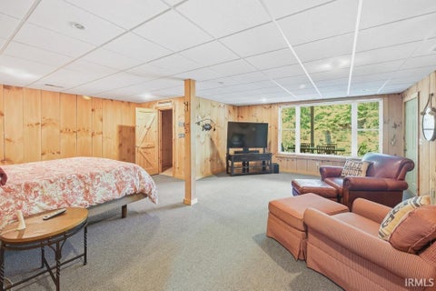 Tiny photo for 1644 Hunsaker Road, Boonville, IN 47601 (MLS # 202637846)