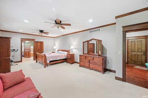 Tiny photo for 1644 Hunsaker Road, Boonville, IN 47601 (MLS # 202637846)