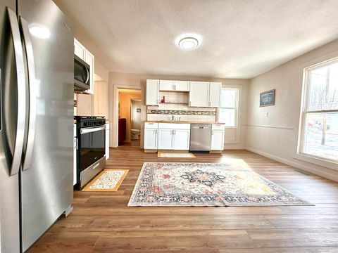 Tiny photo for 172 N Main Street, Andrews, IN 46702 (MLS # 202604142)