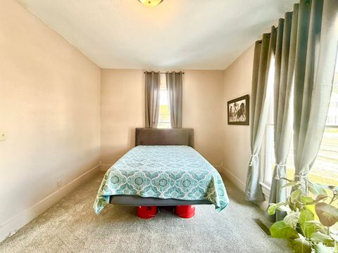 Tiny photo for 172 N Main Street, Andrews, IN 46702 (MLS # 202604142)