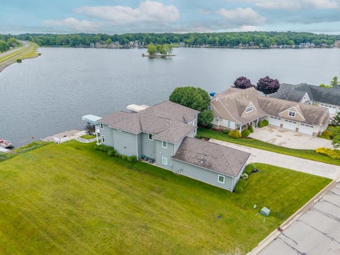 Tiny photo for 110 Sylvan Point, Rome City, IN 47884 (MLS # 202624831)