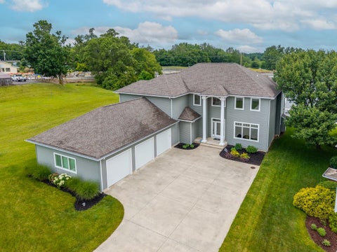 Tiny photo for 110 Sylvan Point, Rome City, IN 47884 (MLS # 202624831)