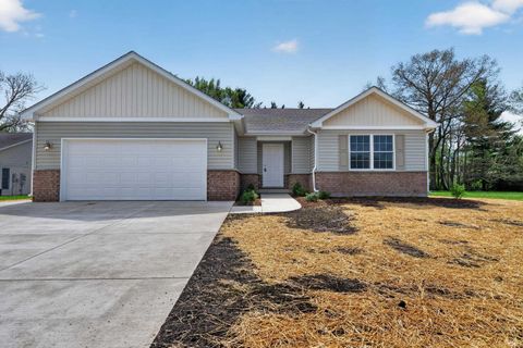 Photo of 257 E Galbreath Drive, Winamac, IN 46996 (MLS # 202621541)