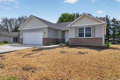 Tiny photo for 257 E Galbreath Drive, Winamac, IN 46996 (MLS # 202621541)