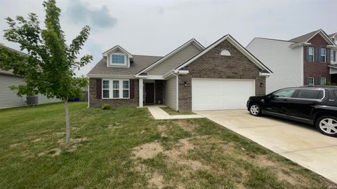 Tiny photo for 3243 Sand Walk Drive, Kokomo, IN 46902 (MLS # 202629371)