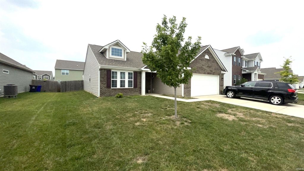 Photo of 3243 Sand Walk Drive, Kokomo, IN 46902 (MLS # 202629371)