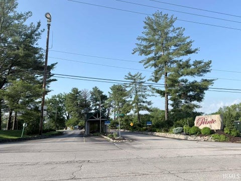 Tiny photo for 9640 S Bay Pointe Court #11, Bloomington, IN 47401 (MLS # 202620667)