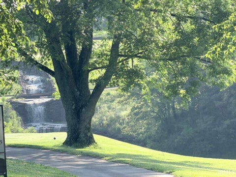 Tiny photo for 9640 S Bay Pointe Court #11, Bloomington, IN 47401 (MLS # 202620667)